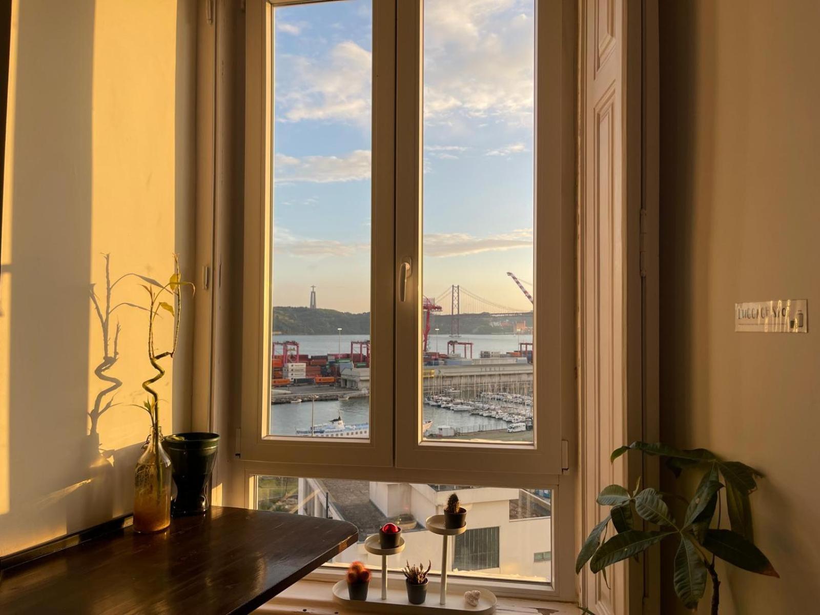Embassy Arriaga Private Elegance Rooms In Stylish Shared Apartment ลิสบอน ภายนอก รูปภาพ
