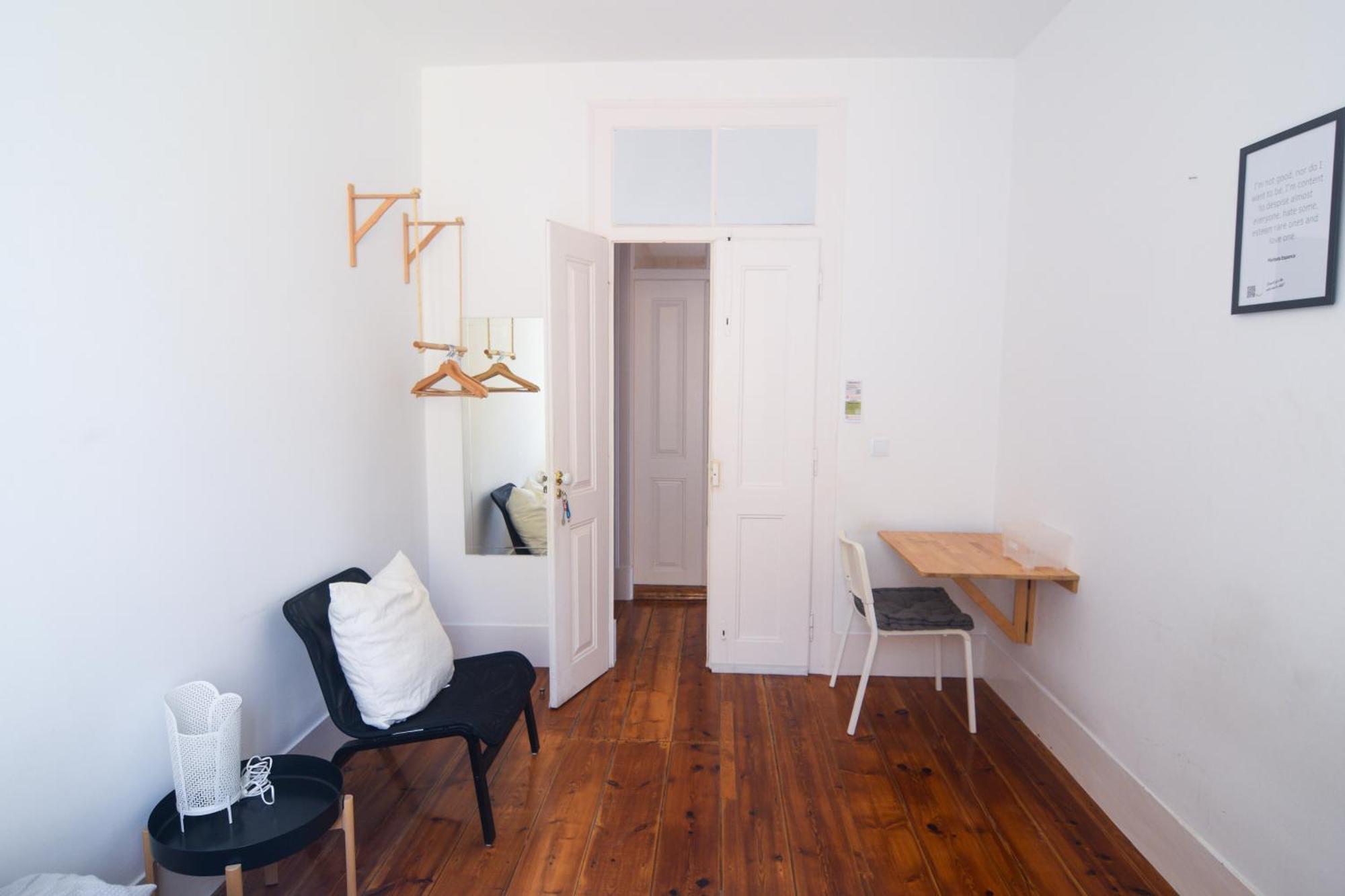 Embassy Arriaga Private Elegance Rooms In Stylish Shared Apartment ลิสบอน ภายนอก รูปภาพ