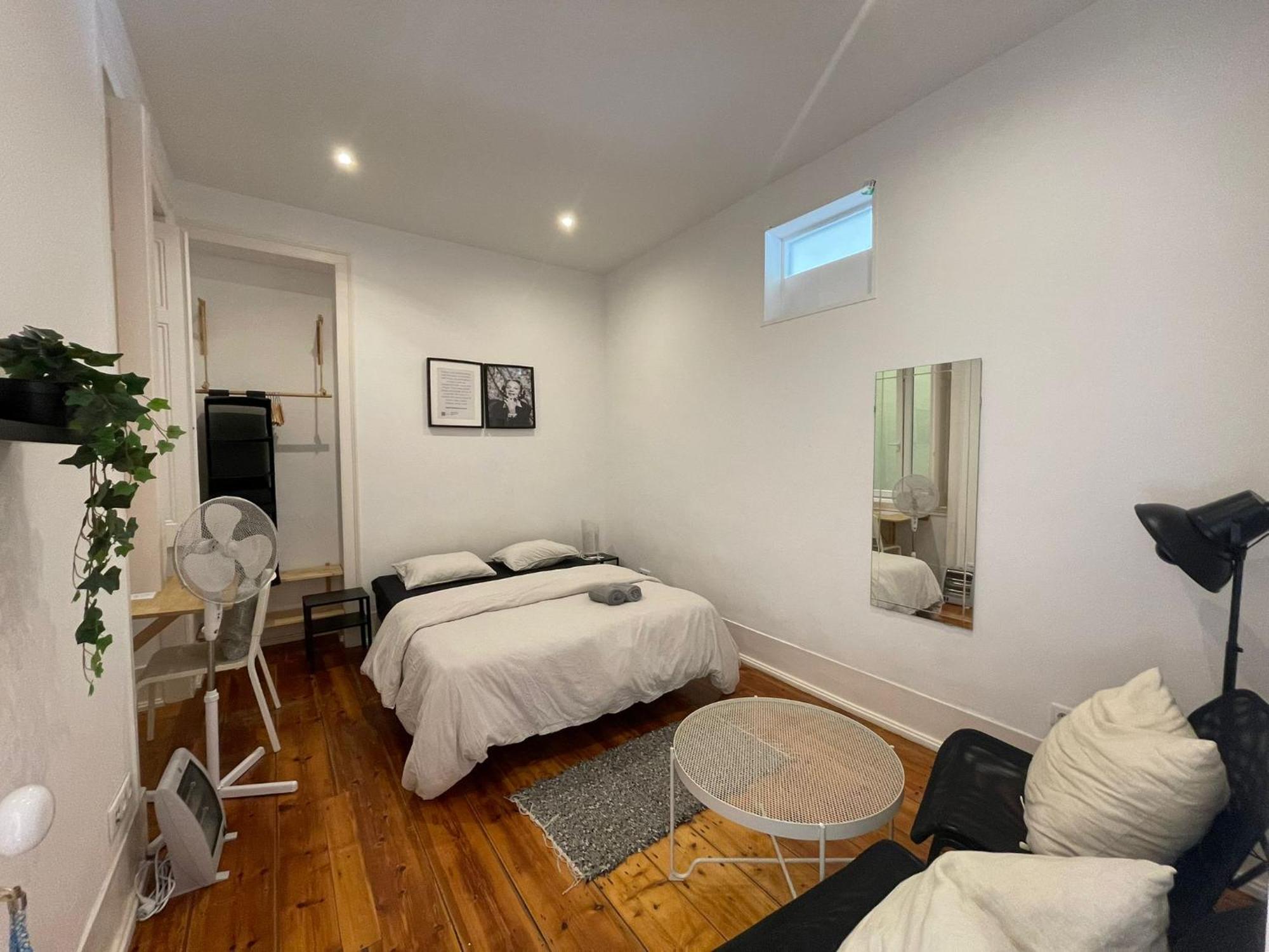 Embassy Arriaga Private Elegance Rooms In Stylish Shared Apartment ลิสบอน ภายนอก รูปภาพ