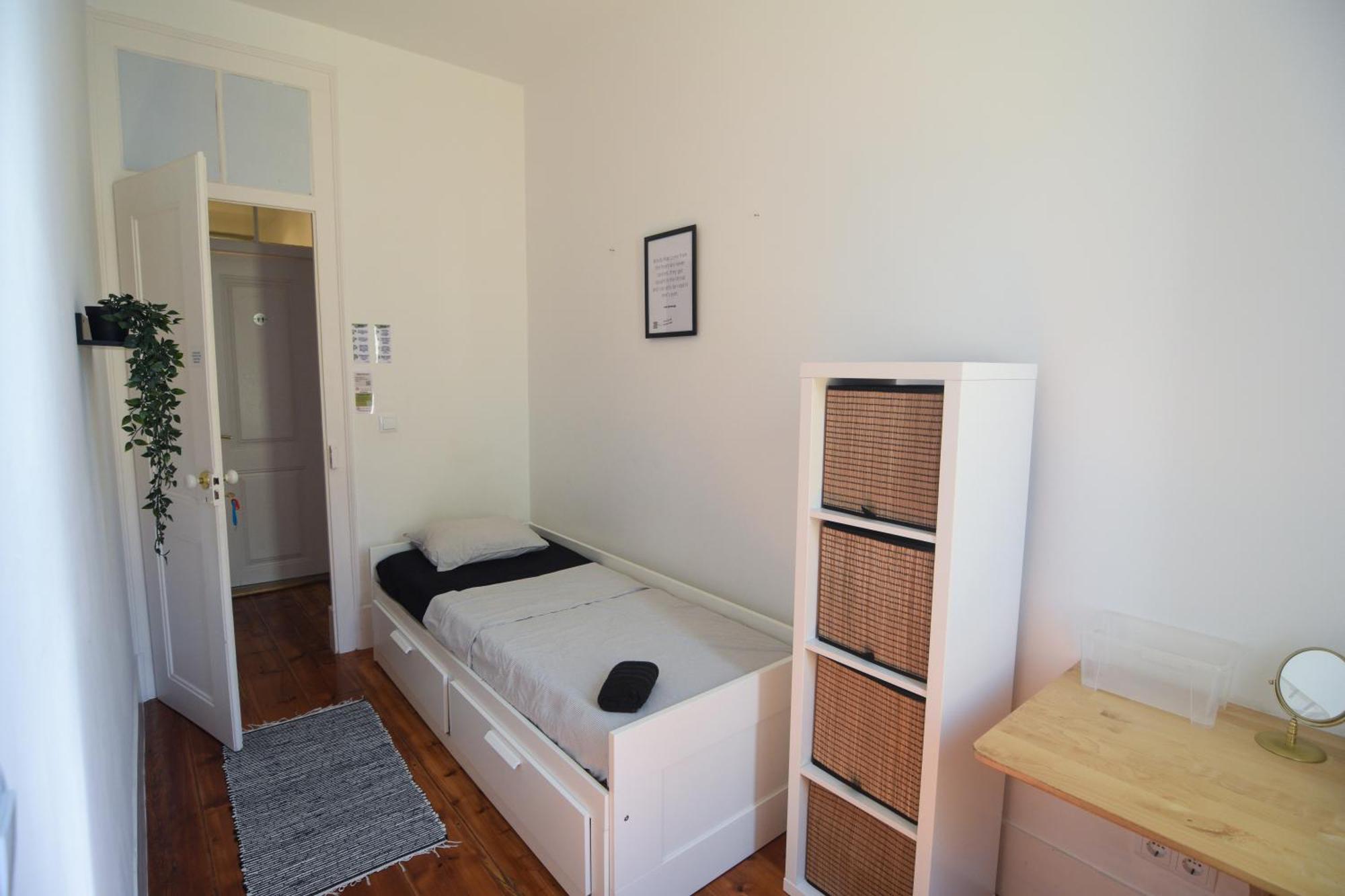 Embassy Arriaga Private Elegance Rooms In Stylish Shared Apartment ลิสบอน ภายนอก รูปภาพ